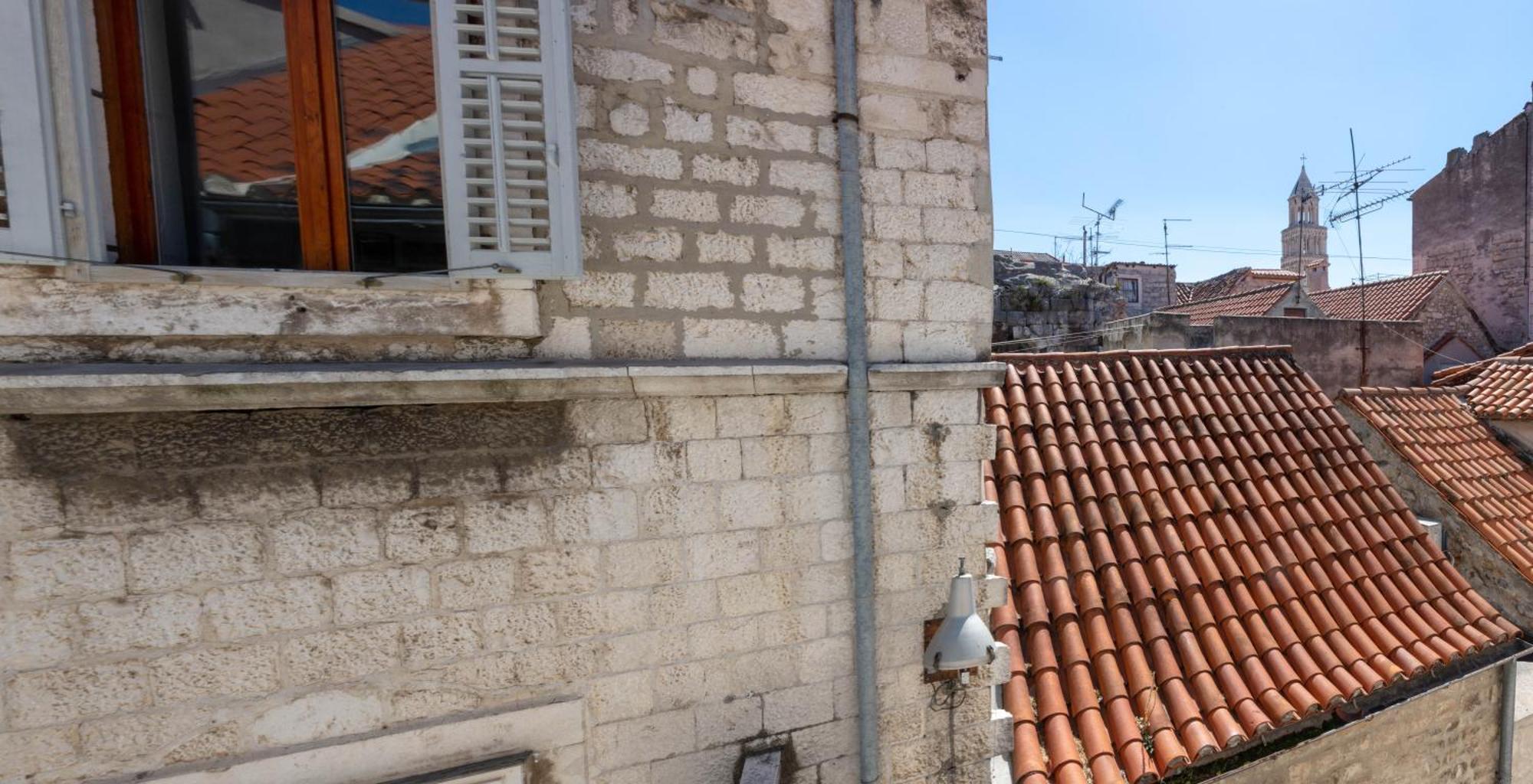 Luxury Rooms Rustic Chic Split Rom bilde